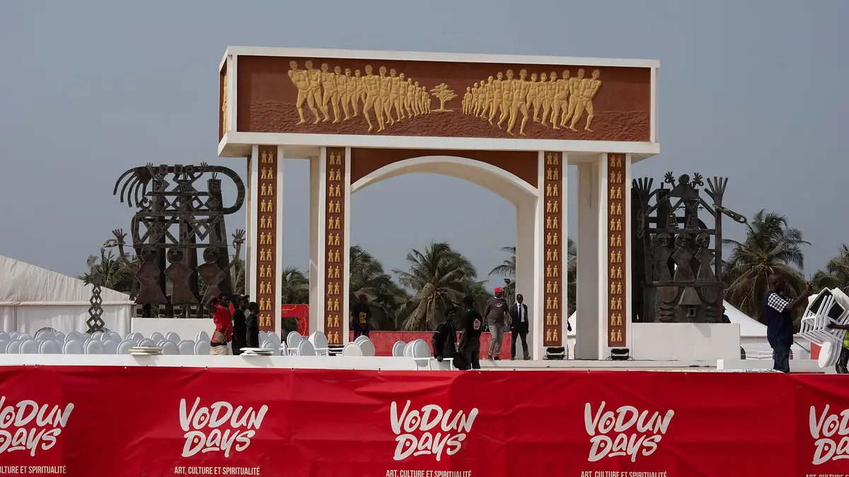 La Porte du Non-Retour de Ouidah préparée pour les Vodun Days